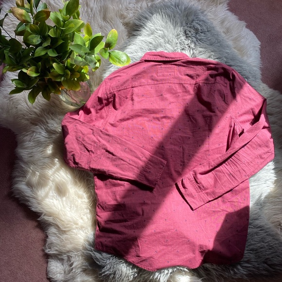 Hollister Stretch Button Down Shirt - Picture 6 of 9